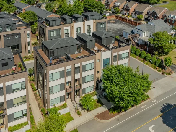 611 N Main St #9, Greenville, SC 29601