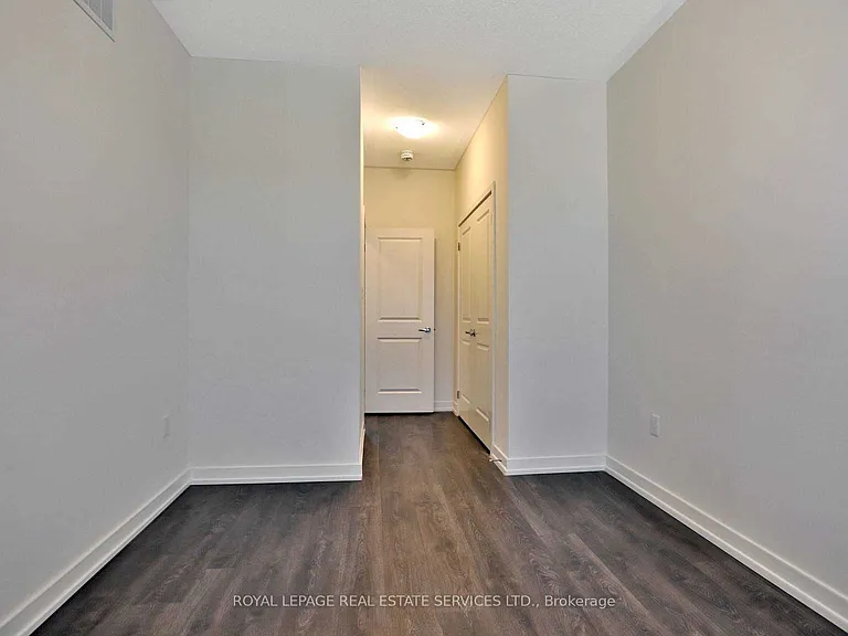3191 Ernest Appelbe Blvd — Photo 27