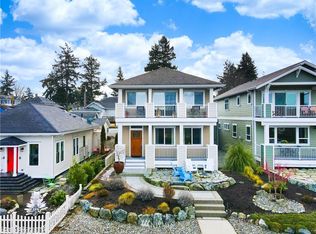 1607 6th St, Anacortes, WA 98221