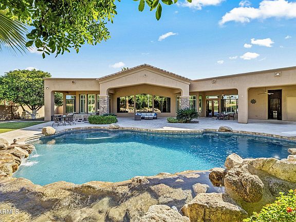 4th image of 3944 E MINTON Circle