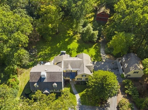 51 Seven Star Ln, Concord, MA 01742