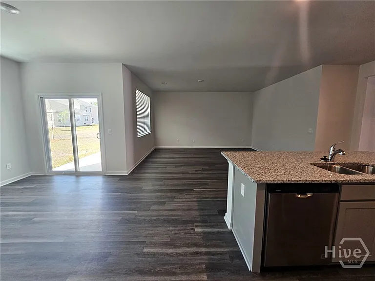 145 Kraft — Photo 9