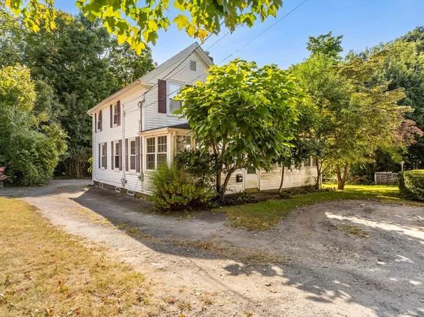 24 Bolton Pl, Bridgewater, MA 02324