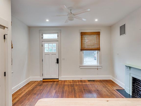 5th image of 4238 Fergus St