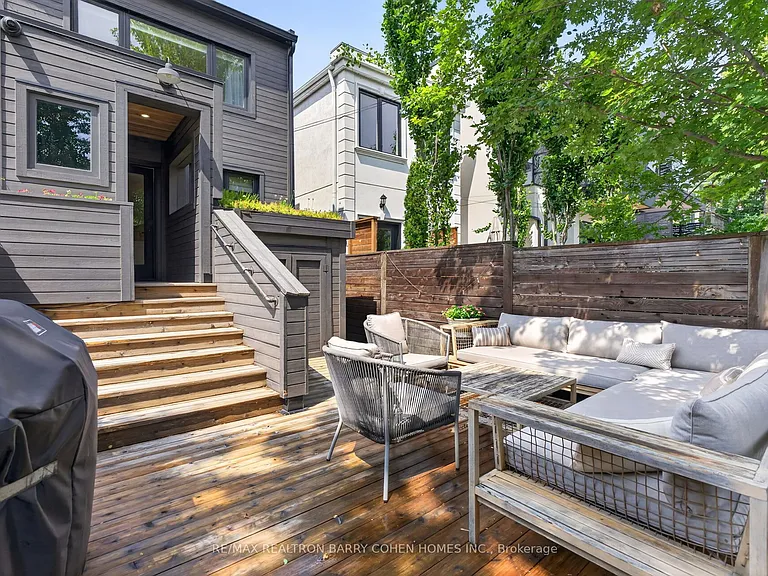 43 Helena Ave — Photo 33