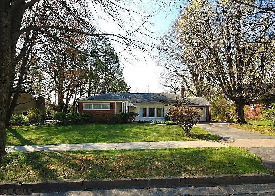 322 Nimitz Ave