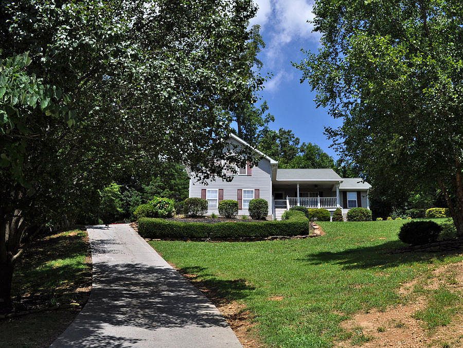 1st image of 714 Quails Nest Ct