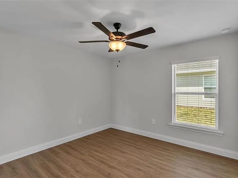 1246 Dorothy St — Photo 13