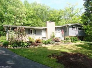 10925 Tibbetts Rd, Kirtland, OH 44094