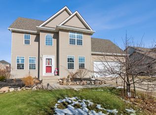 3039 Roxboro Dr, Ames, IA 50010