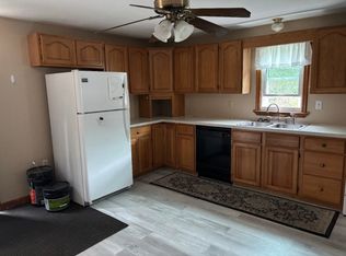 22 Tainter Hill Rd #A, Millbury, MA 01527