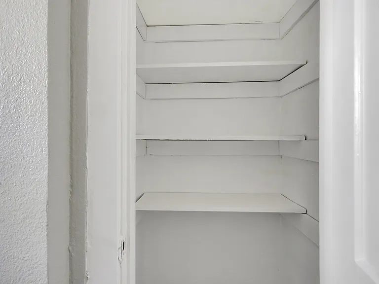 3409 W Markham St — Photo 29