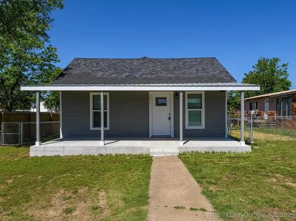 241 NE Debell Ave, Bartlesville, OK 74006