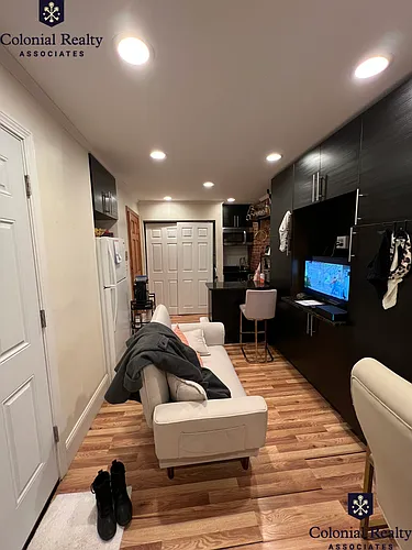 1685 Beacon St #4 Photo 1