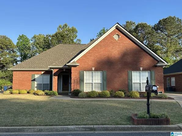 6937 Parc Brook Ln, Trussville, AL 35173