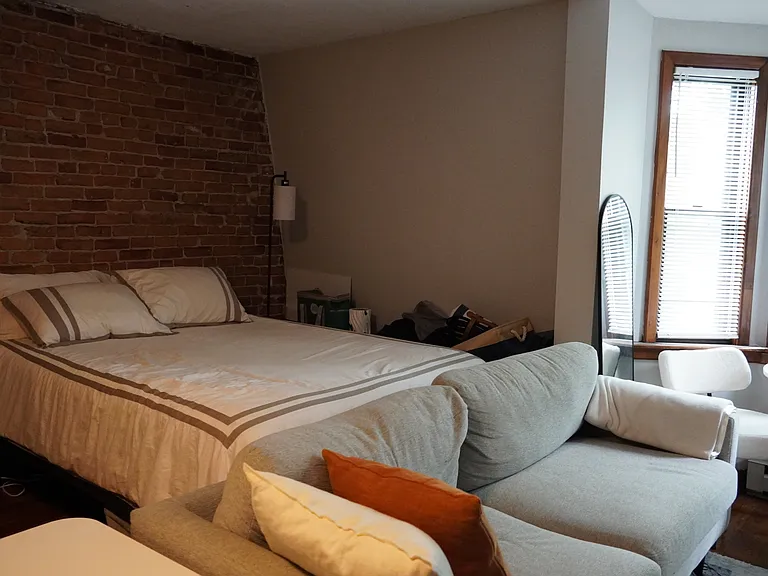 10 Wellington St #4F — Photo 11