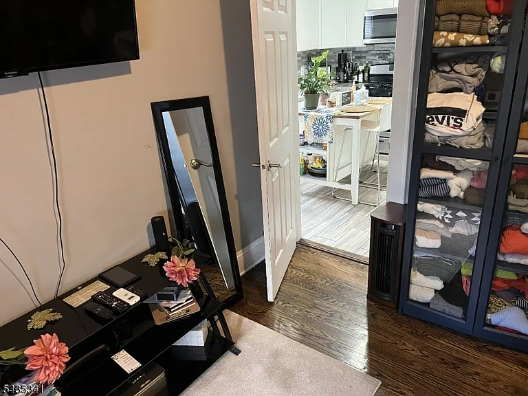 68 Wolf Pl #2 — Photo 14