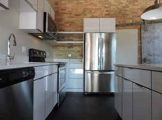 213 N Broadway St SUITE 401, Milwaukee, WI 53202