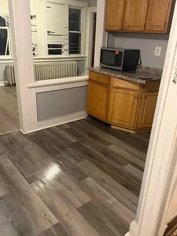 4 bed, $1,600 — Photo 2