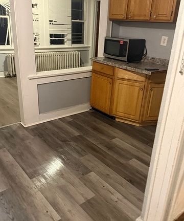 2nd image of 270 Livingston Ave #2