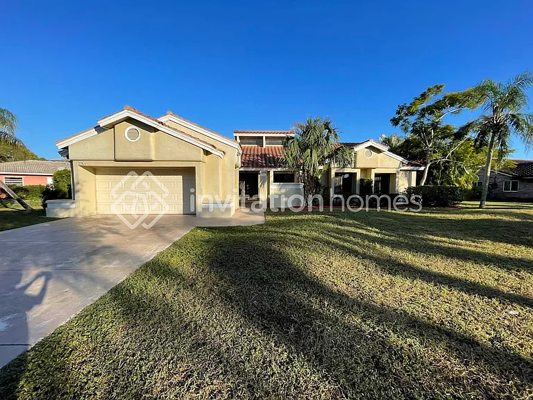 3261 NW 108th Dr — Photo 1