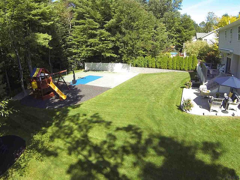4th image of 83 DAMASCUS Drive