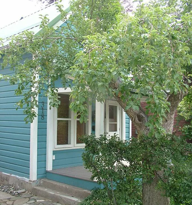 318 N 3rd Ave