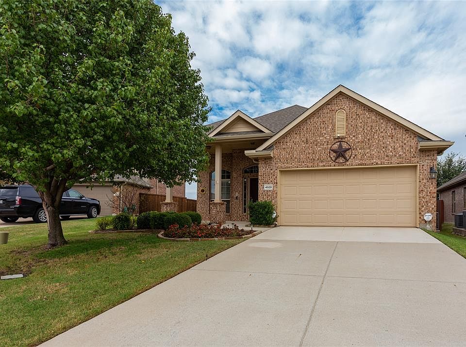 1st image of 4928 Lasso Ln