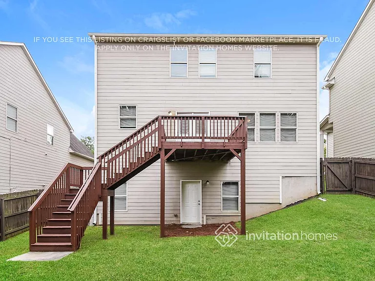 738 Rockingham Dr — Photo 17