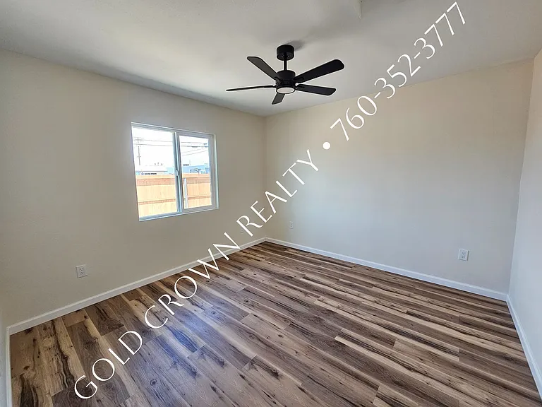 1070 W Euclid Ave — Photo 13