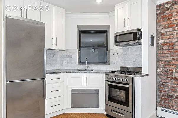 Rented by Compass | media 27