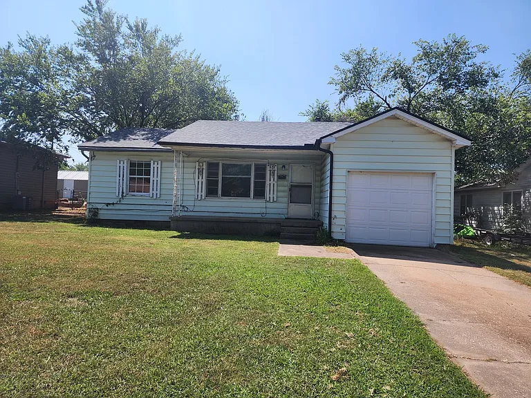 519 E Anna St — Photo 24