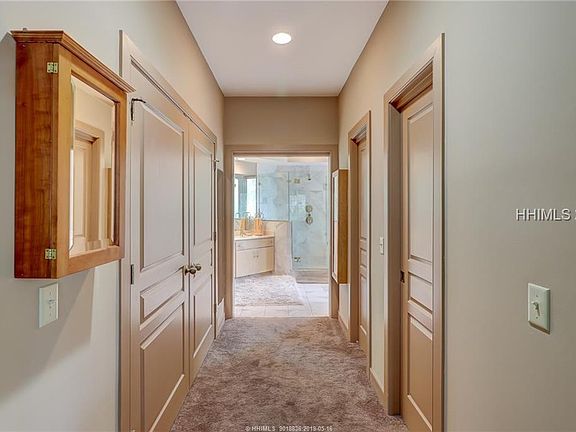5th image of 7 Hatteras Ct