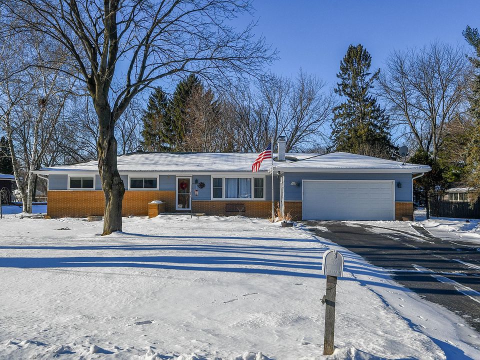 1st image of W378N5809 Farmwood Hts