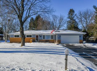 W378N5809 Farmwood Hts, Oconomowoc, WI 53066