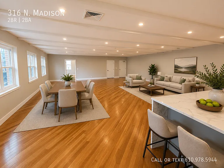 316 N Madison St — Photo 8
