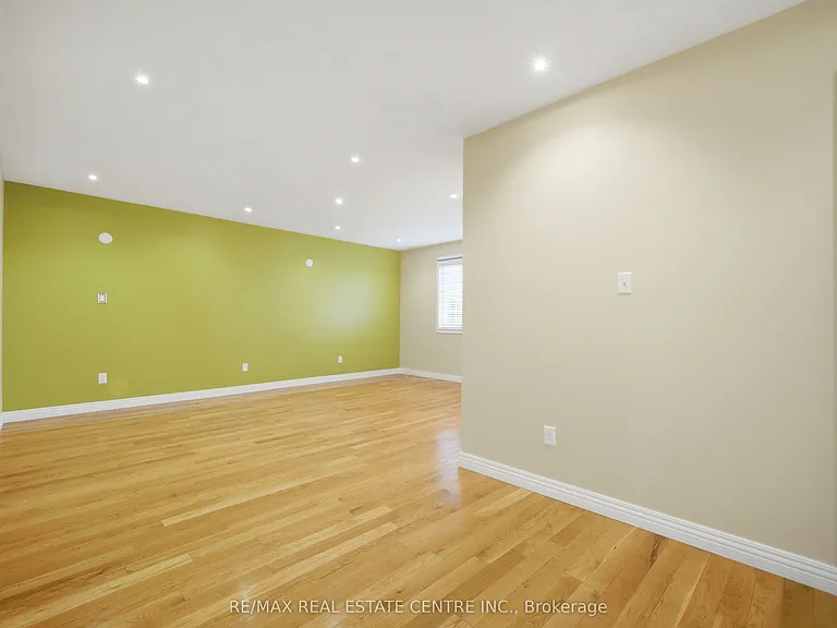 5218 Oscar Peterson Blvd — Photo 28