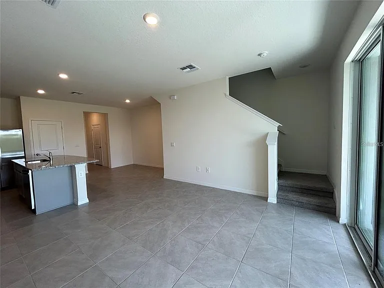 17550 Crescent Moon Loop — Photo 11