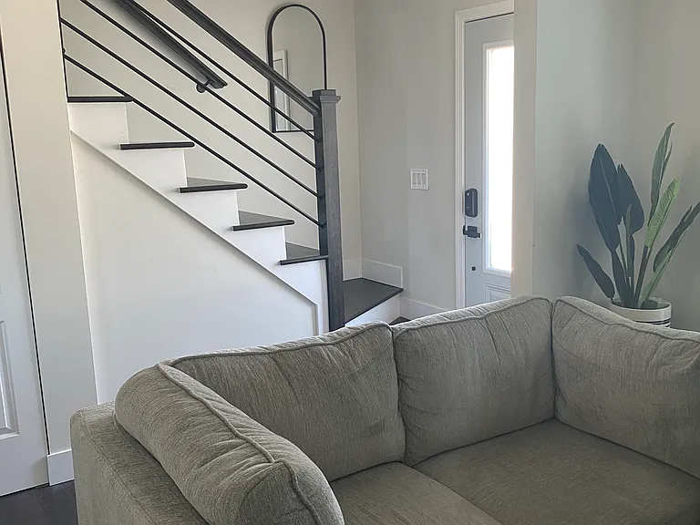 1120 Crimson Ct — Photo 7