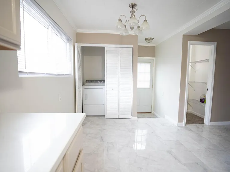 22516 Socia St — Photo 21