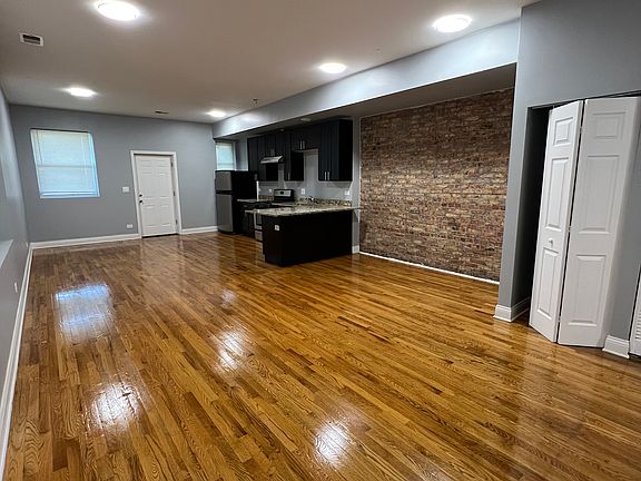 3rd image of 229 E 51st St #2E