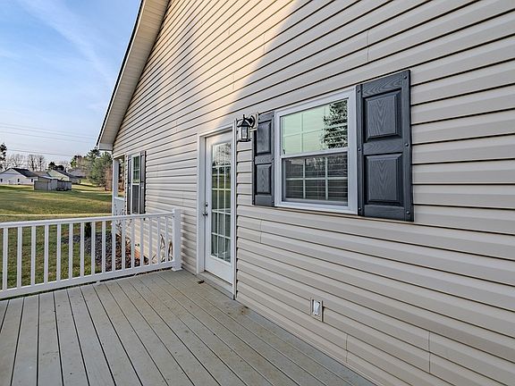 5th image of 44 Water Wheel Rd