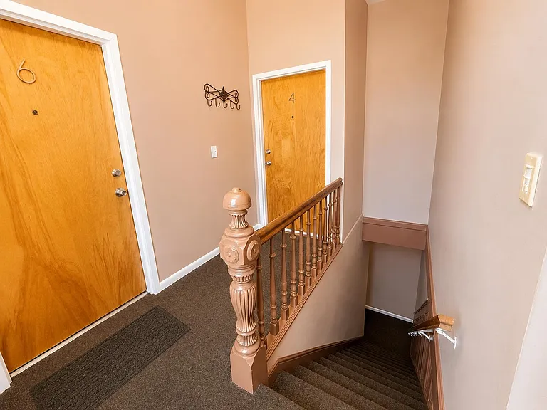 86 E 21st St #4 — Photo 11