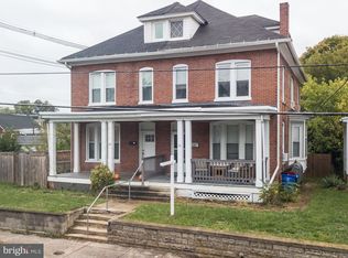 32 Wayside Ave, Hagerstown, MD 21740
