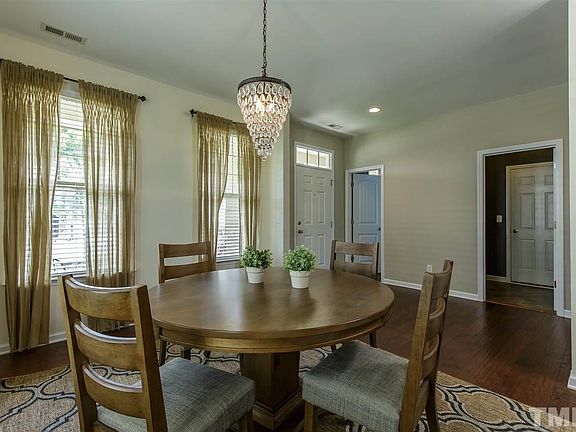5th image of 507 Applecross Dr