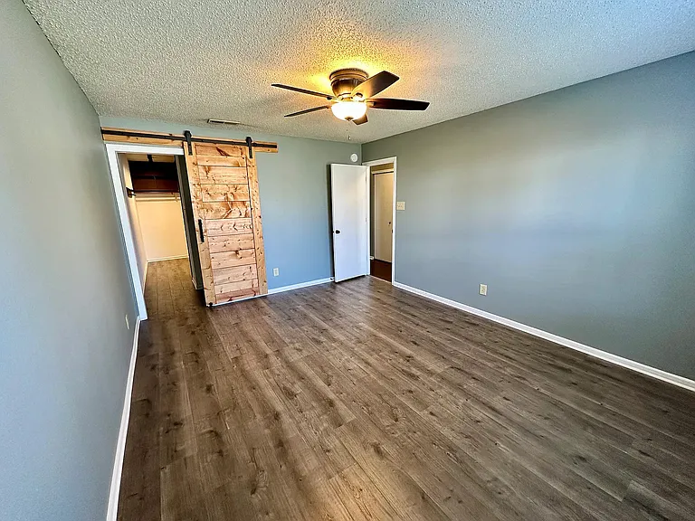 1719 Elijah Blue Dr — Photo 16