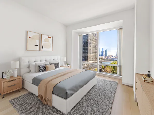 845 United Nations Plaza image 5 of 13