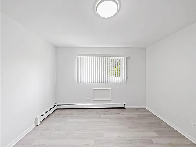 700 McKinley Ave #206 — Photo 4