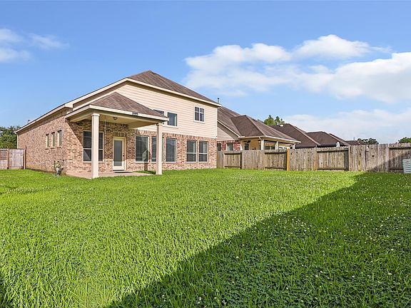 3rd image of 18027 Salt Meadow Ln
