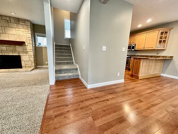 3rd image of 16500 Clifton Blvd